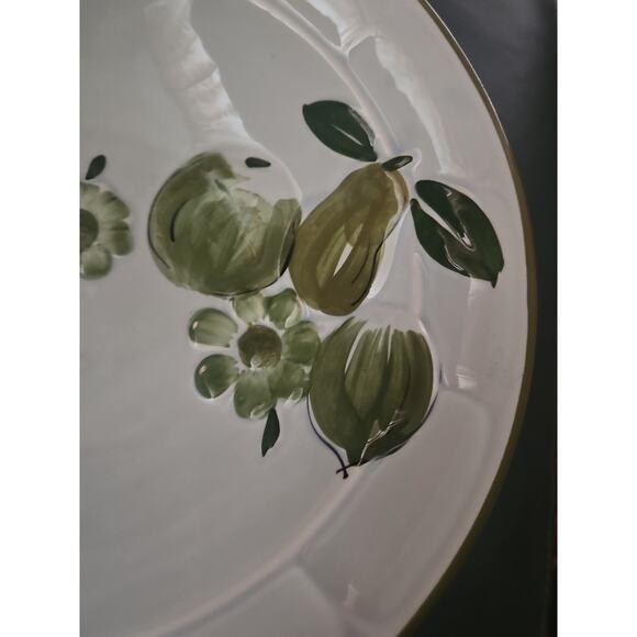 Los Angeles Potteries Embossed Fruit Bowl #36 White Green Vintage 1966 USA MCM - Picture 2 of 7